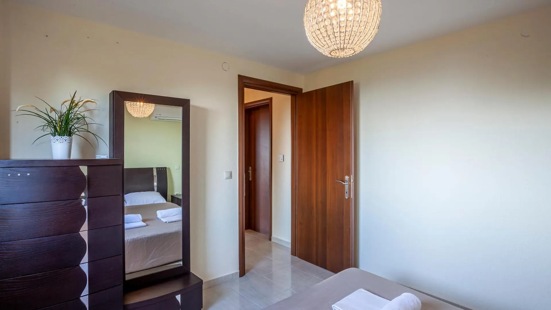 Perfect View Villa Deny With 6 Bedrooms And Heated Pool Hanioti