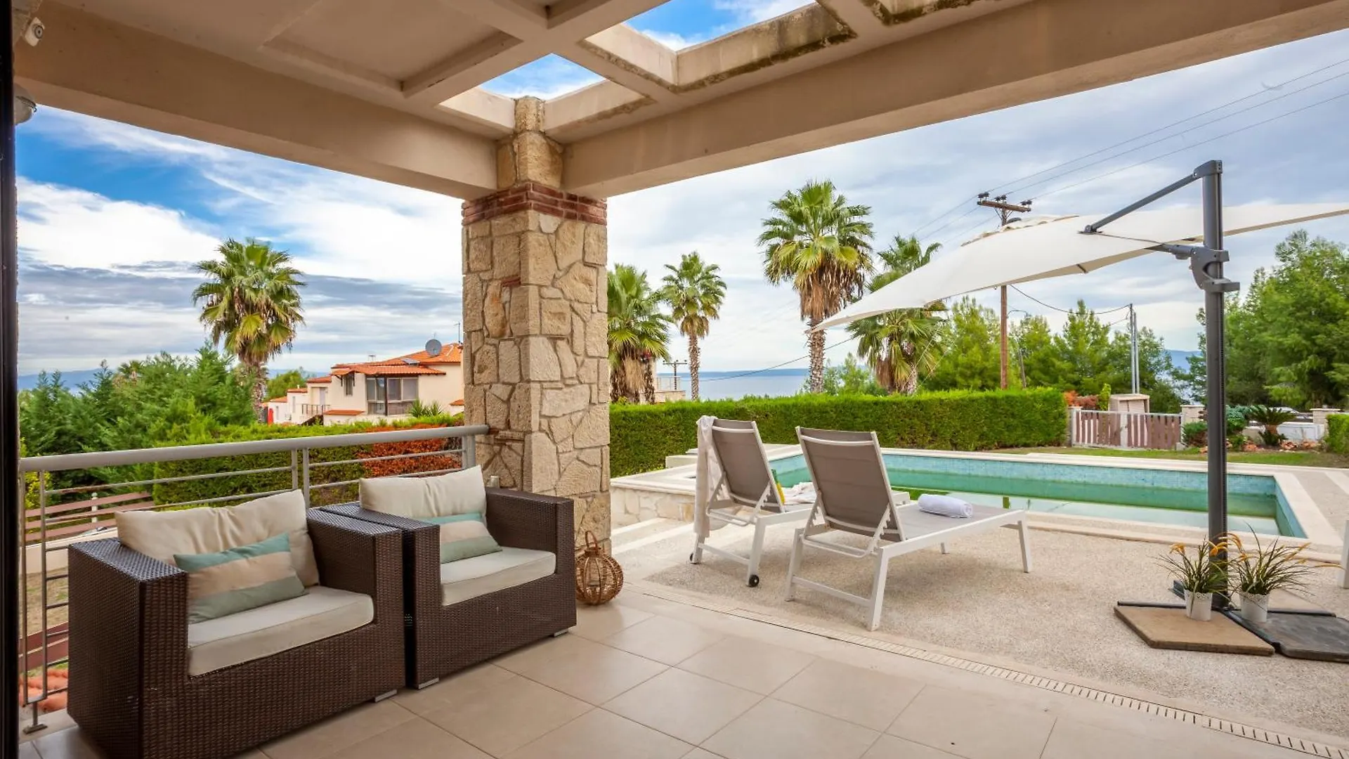 Perfect View Villa Deny With 6 Bedrooms And Heated Pool Hanioti 0*,